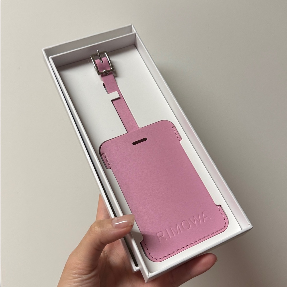 NIB Rimowa Address Tag Rose Pink